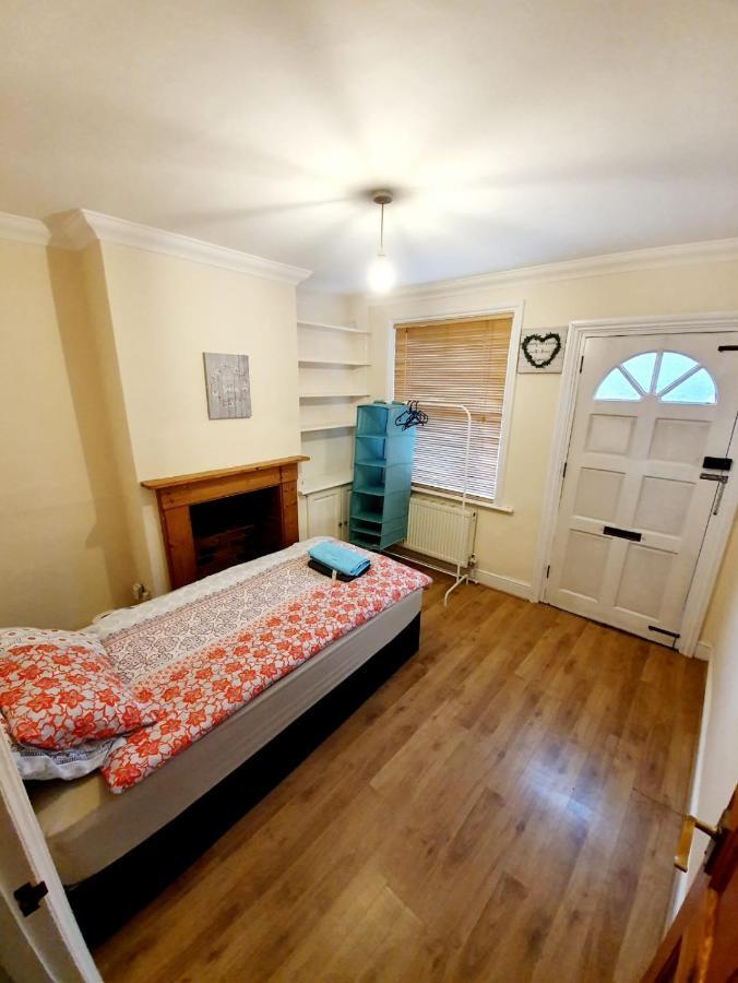 Chelmsford Centre House Apartamento Exterior foto